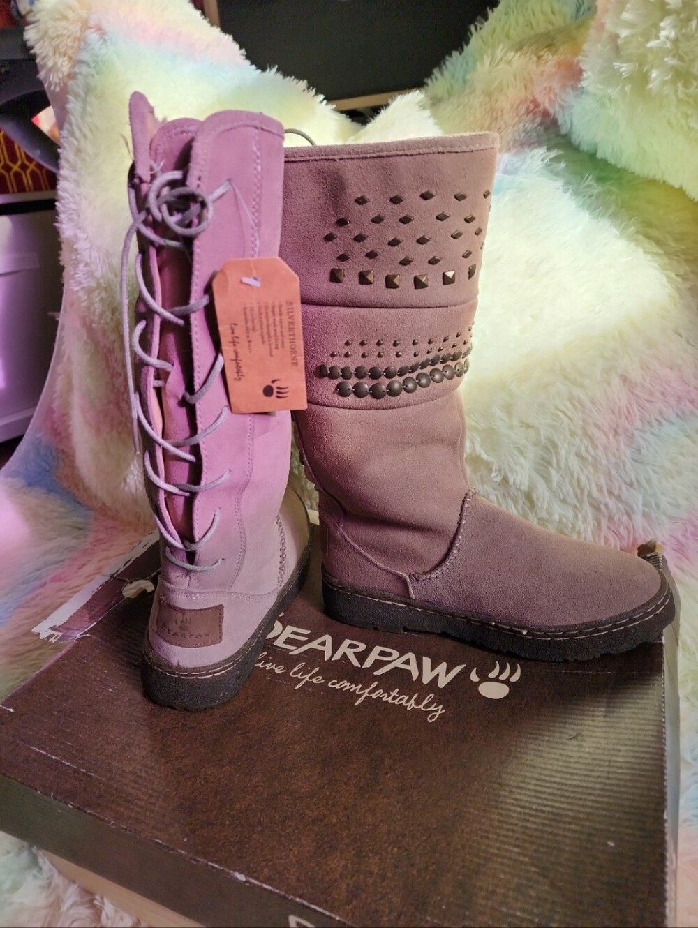 NEW Bearpaw Silverthorne Taupe Boots